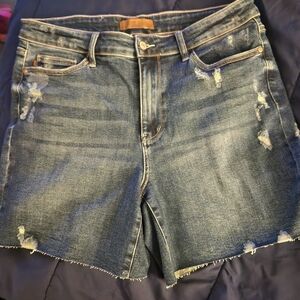 Size XXL judy blue jeans shorts